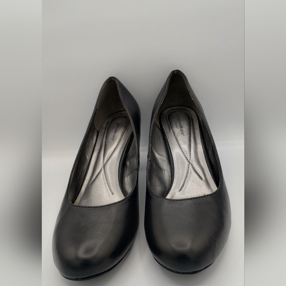 Avenue Cloud Walker pumps, size 11 W